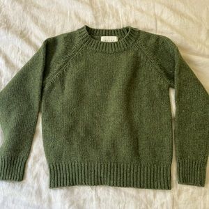 NWOT Olive clothing green wool crew neck sweater size S/M